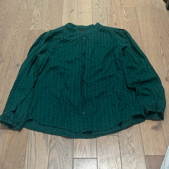 J. Crew Tops - J. Crew Emerald Green Clip Dot Embroidered Long Sleeve Button Down Blouse Size M